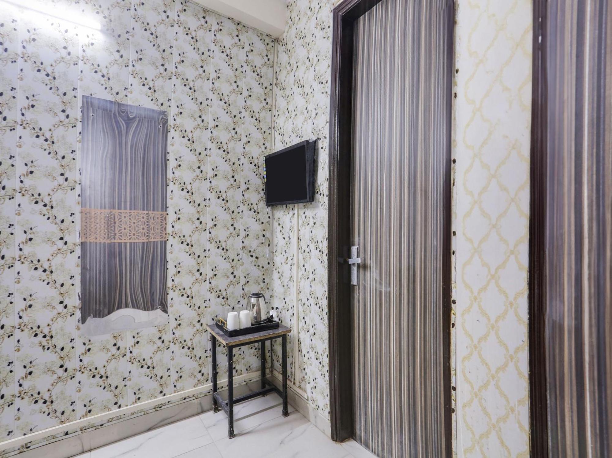 Hotel Super O Chhatarpur Formerly Royal Galaxy 2*