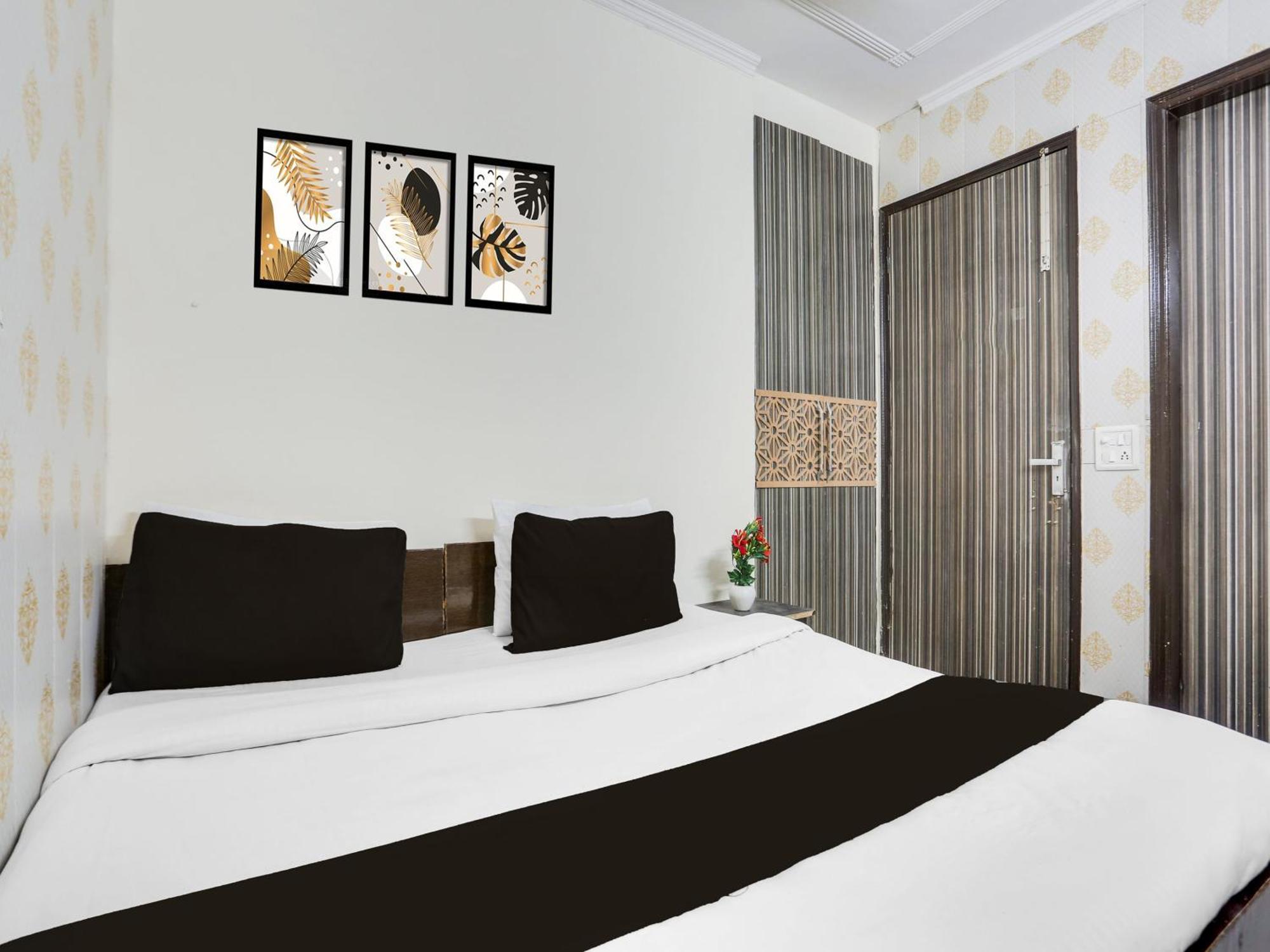 Hotel Super O Chhatarpur Formerly Royal Galaxy 2*